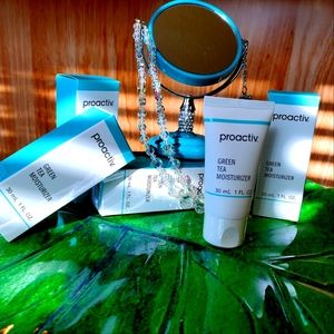 5 Proactiv Green Tea Moisturizers